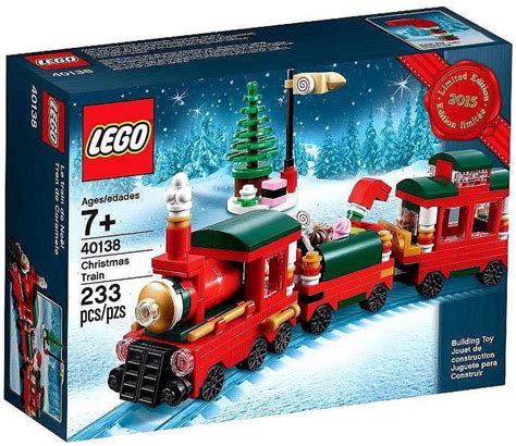 Pudełko zestawu LEGO 40138 Christmas Train z widocznym pociągiem i świąteczną scenerią.