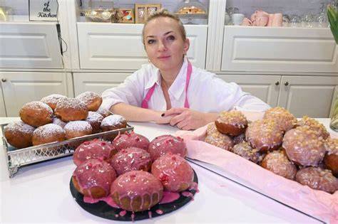 Portret Marty Rączki-Żurawskiej, właścicielki Cukierni Pokusa