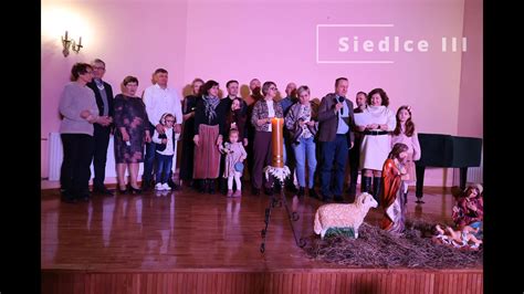 zdjęcie uczestników spotkania opłatkowego Domowego Kościoła