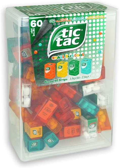 Opakowania Tic Tac z personalizowanymi naklejkami