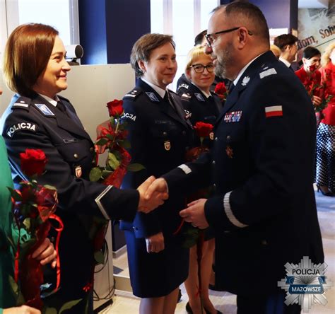zdjęcie Pawła Maszczaka w mundurze policyjnym