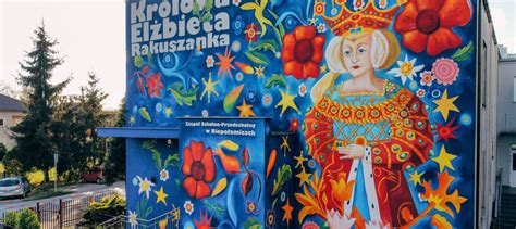 Mural Mickiewiczowski na ścianie szkoły