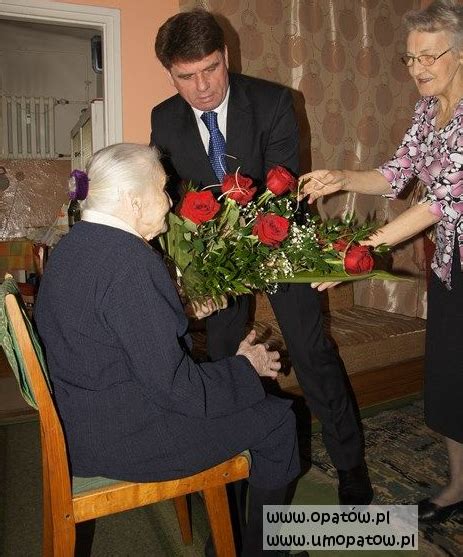 Galeria zdjęć znanych postaci urodzonych 10 października, np. Izabeli II Burbon, Giuseppe Verdiego, Igi Świątek.