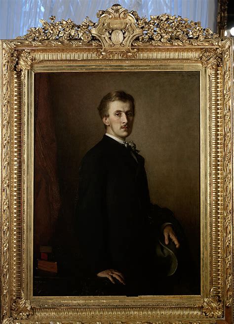Portret Hieronima Wrony w młodym wieku, nawiązujący do jego początków w dziennikarstwie i muzyce.