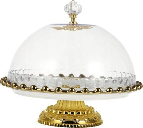Elegancka patera na tort z dekoracjami owocowymi.