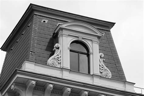 Detale architektoniczne fasady Bazyliki św. Mikołaja