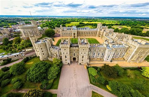 Widok na Kaplicę św. Jerzego na Zamku Windsor