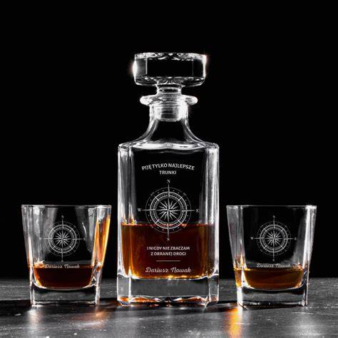 Zdjęcie przedstawiające elegancki zestaw do degustacji whisky.