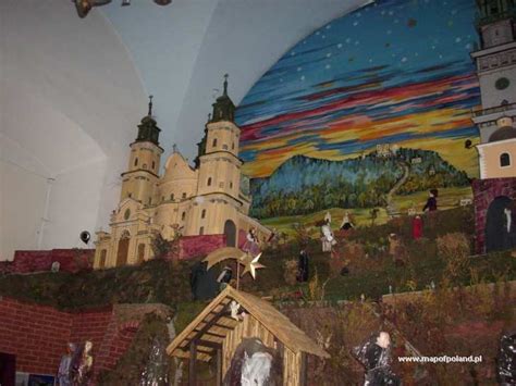 Zdjęcie ruchomej szopki w bazylice oo. dominikanów w Jarosławiu