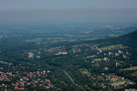 Panorama Ustronia z widokiem na góry