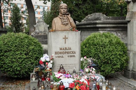 Grób Marii Konopnickiej na Cmentarzu Łyczakowskim