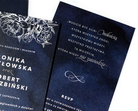 Grafika przedstawiająca śmieszne cytaty lub rysunki na zaproszeniach ślubnych
