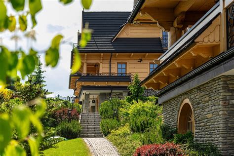 zdjęcie fasady restauracji Pod Sadami w Witnicy