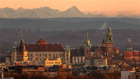 Panorama Krakowa z widokiem na Wawel i Rynek Główny