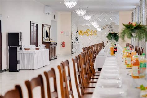 nowoczesna sala bankietowa z eleganckim wystrojem