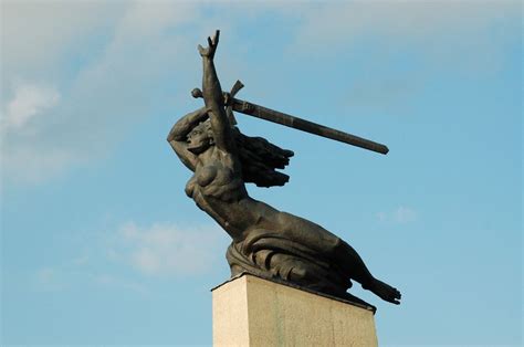 pruszcz gdanski pomnik nike uroczystosci