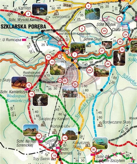 Mapa turystyczna Lucerny z zaznaczonymi kluczowymi miejscami obchodów karnawału, takimi jak Kapellplatz i Kornmarkt.