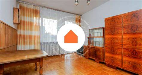 Widok starego transformatora przy ul. Kosynierów