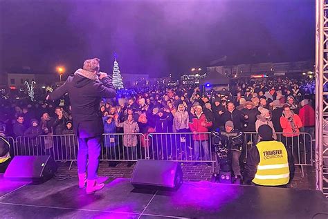 Sylwestrowa iluminacja placu Kościuszki w Tomaszowie Mazowieckim