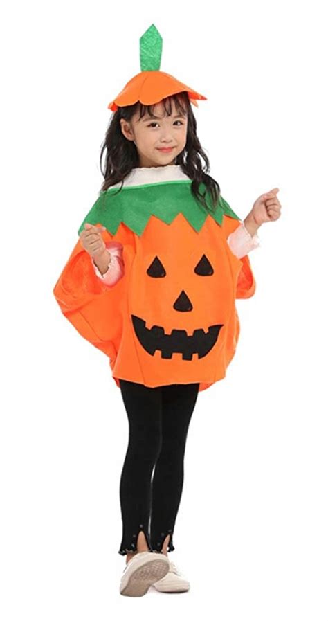 Ilustracja przedstawiająca różnorodne kostiumy Halloween dla dzieci: księżniczka, superbohater, dynia, pirat.