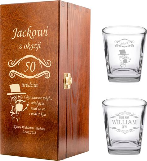 drewniana skrzynka na whisky z grawerem