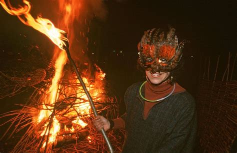zdjęcie przedstawiające historyczną ilustrację celtyckiego święta Samhain