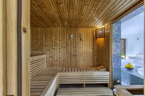 Schemat strefy relaksu w SPA z elementami takimi jak sauna, balia i strefa schładzania.