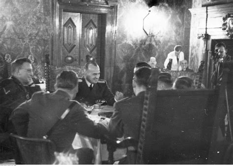 Hans Frank podczas II wojny światowej, jako szef Generalnego Gubernatorstwa utworzonego na terenie okupowanej Polski