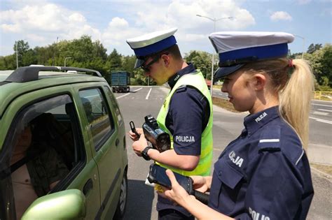 Policja podczas interwencji w hotelu