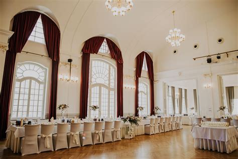 Elegancka sala weselna w formie hali namiotowej z możliwością konfiguracji przestrzeni