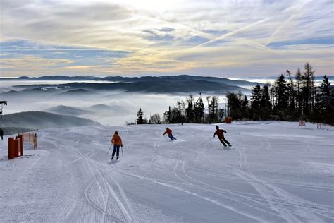 Górski stok narciarski