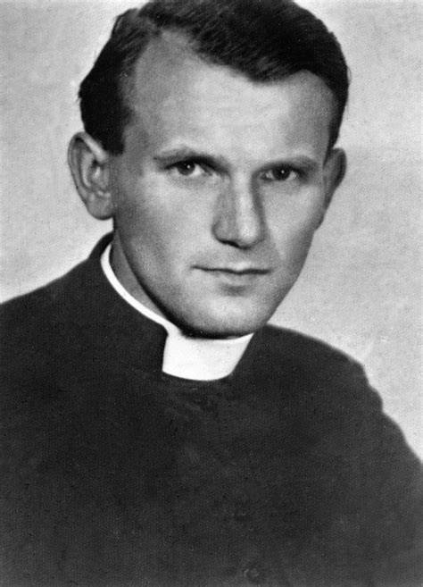 Karol Wojtyła podczas jednej ze swoich narciarskich wypraw