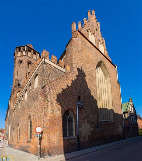 widok fasady Kościoła św. Józefa w Gdańsku